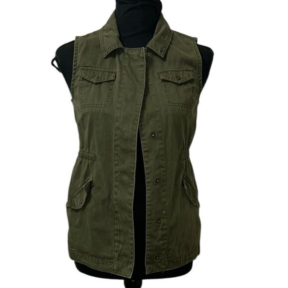 Cat & Jack Girls Green Cotton Vest(Size L10/12) - Picture 1 of 7